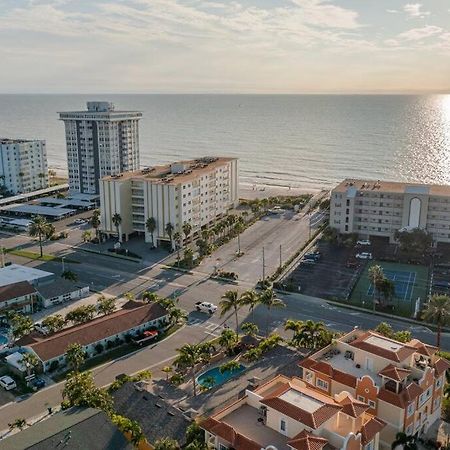 Steps To The Beach And Restaurants! - Coconut Villa'S Suite 1 St. Pete Beach Exteriör bild